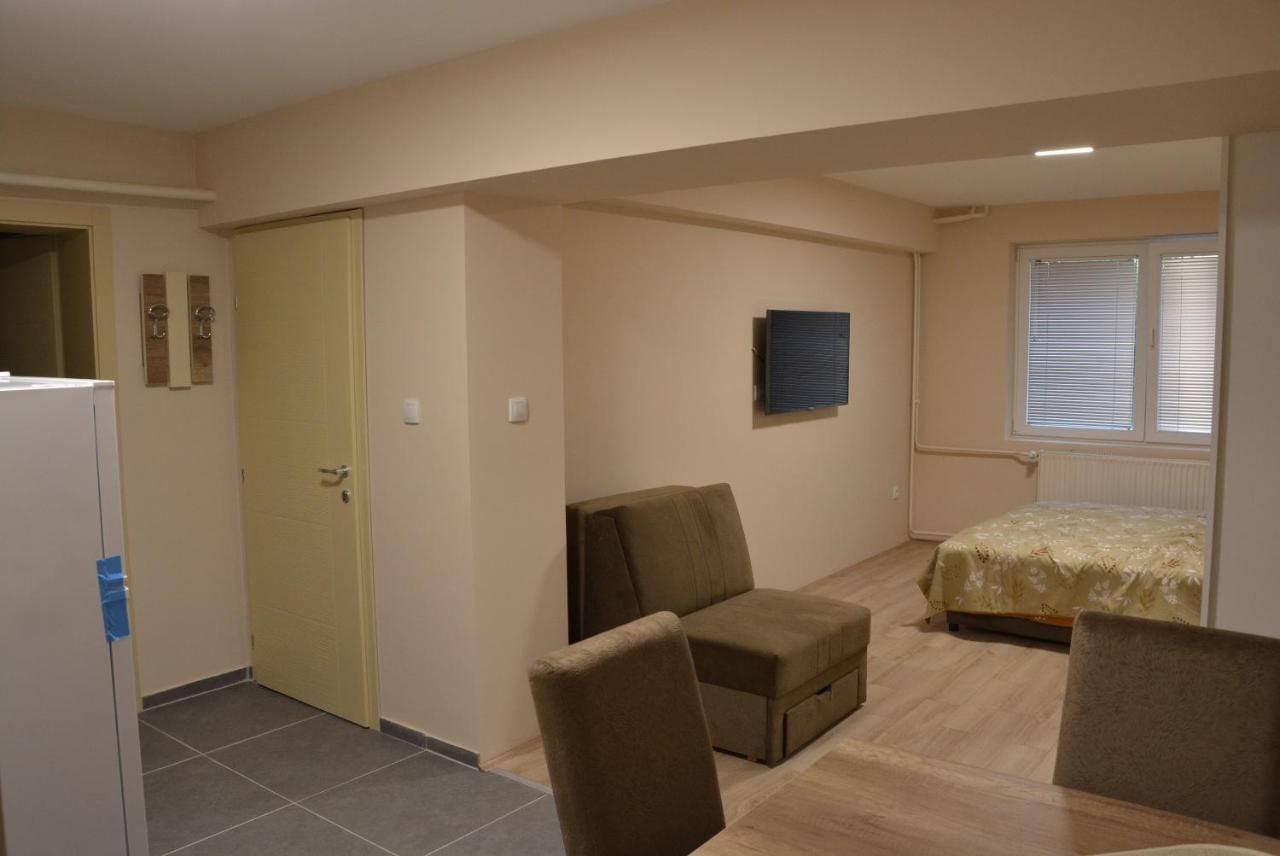 Garden Apartmani Jagodina Exterior photo